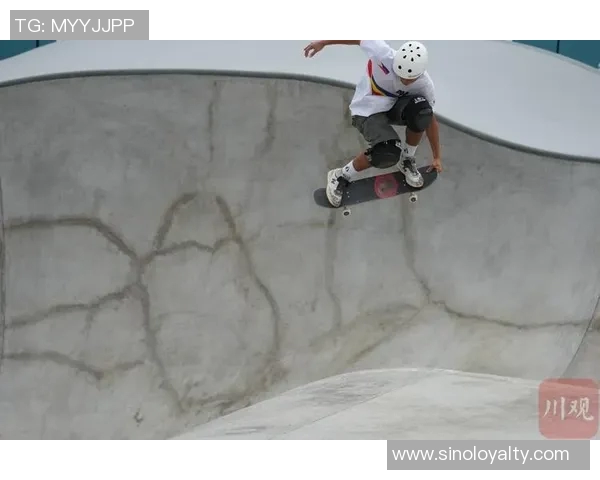 杭州滑板队在攀岩联赛中以54分稳居积分榜首位